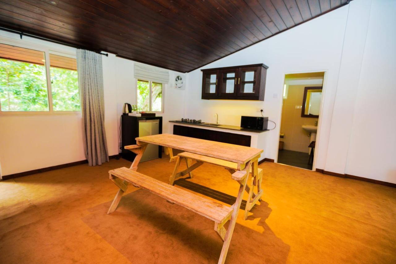 Villa Le Maas Tota Koslanda Ngoại thất bức ảnh